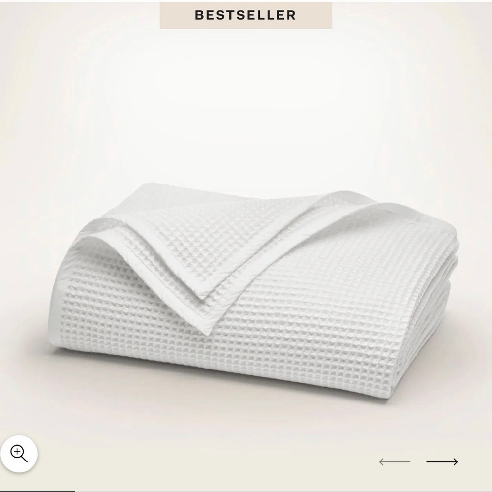 Boll and Branch King/Cal King Size White Waffle Bed Blanket Like New